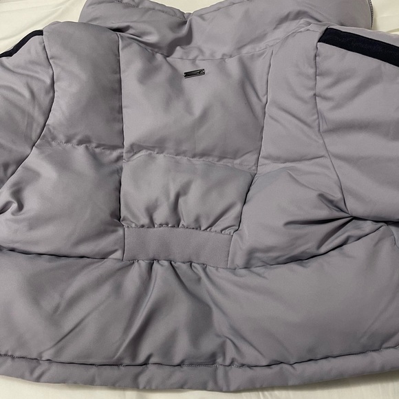 Gymshark Crop Jacket - Picture 3 of 5